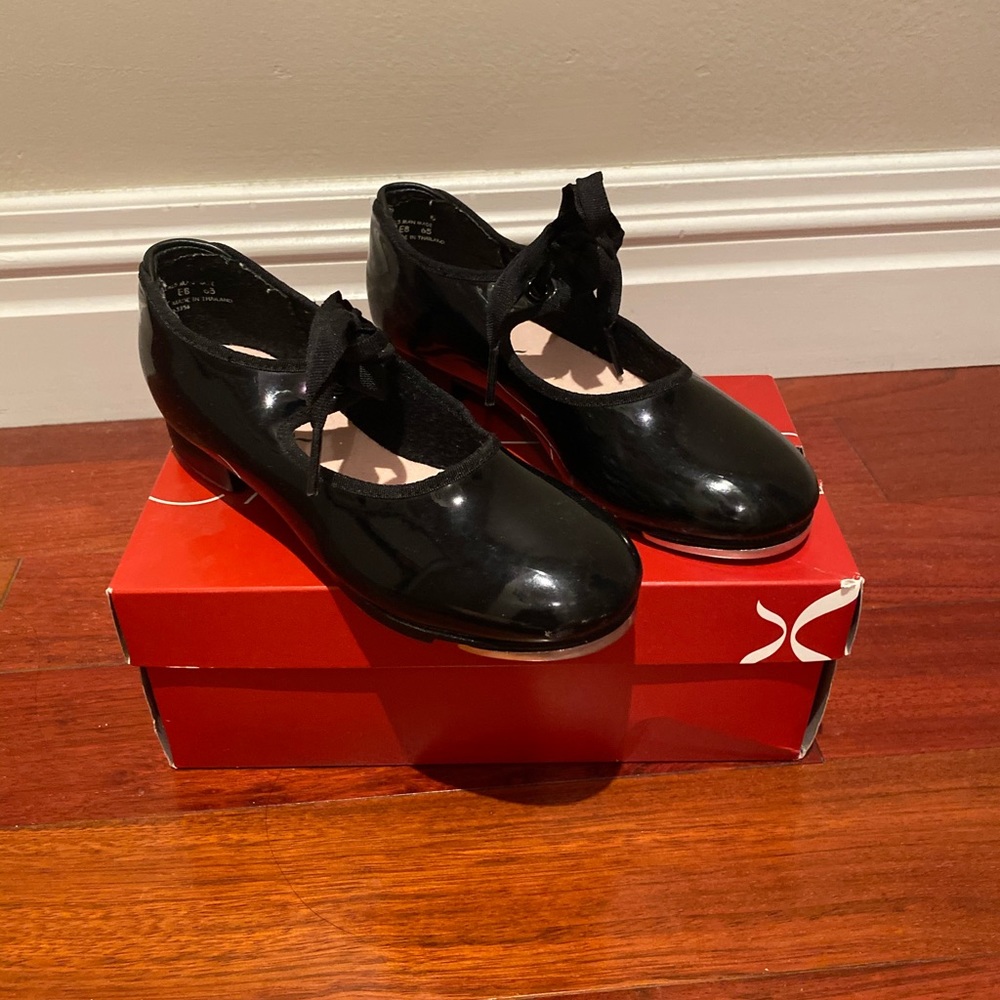 Capezio JR Tyette Tap shoes kids size 1.5